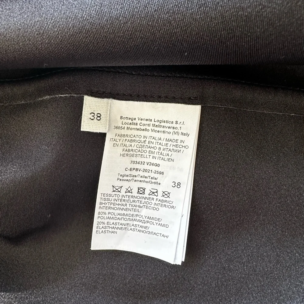 Bottega Veneta Lambskin Leather Shirt
Jacket Black IT 38 | US 6 Quiet Luxury NWT - Picture 9 of 16